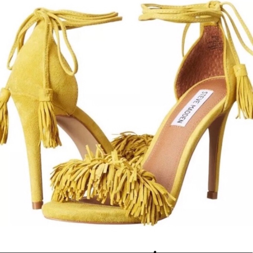 Steve madden Sassey yellow suede heels